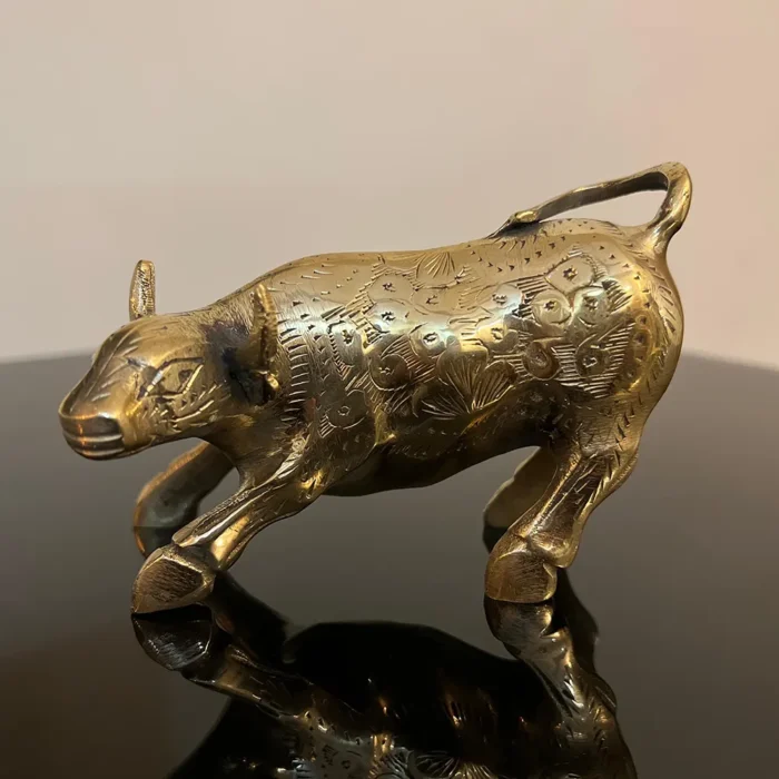 Handcrafted Brass Bull Figurine for Home Décor
